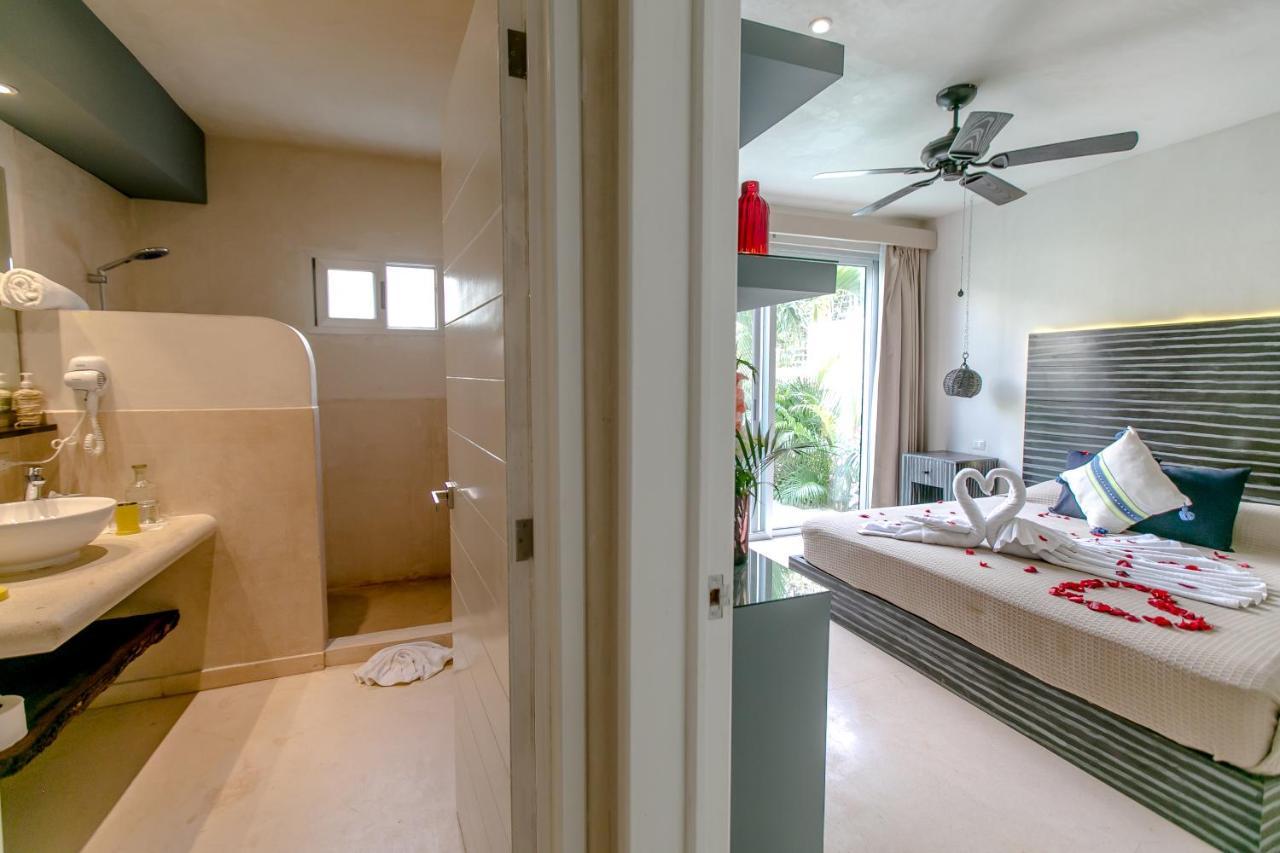 Alma De Flores Private Pools Suites ตูลุม ภายนอก รูปภาพ